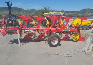 Charrue Pöttinger Servo 45 M + Nova