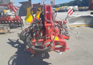 Charrue Pöttinger Servo 45 M + Nova