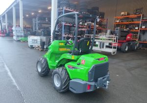 Chargeur articulé Avant 635i TDL