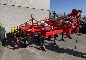 Déchaumeur à dents Pöttinger Synkro 4030 K Nova