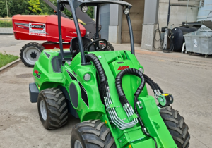 Chargeur articulé Avant 755i TDL