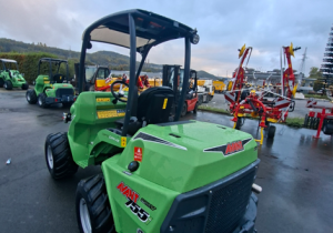 Chargeur articulé Avant 755i TDL