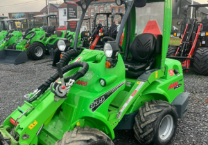 Chargeur articulé Avant 635i TDL