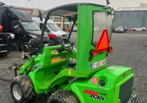 Chargeur articulé Avant 635i TDL