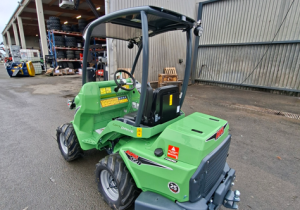 Chargeur articulé Avant 528 TDL