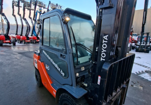 Chariot élévateur Toyota Tonero 3T